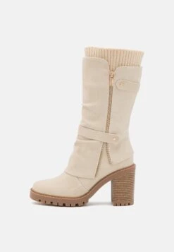 Nieuwkomers -Anna Field 4eed3f295f75499fb9ba67865c228de4