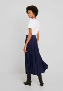 Anna Field Plisse A-Line Midi Skirt - A-Lijn Rok - Maritime Blue 8 Anna Field Plisse A-Line Midi Skirt - A-Lijn Rok - Maritime Blue -Anna Field 5e377213776043ae87e0befe2a75e8ca